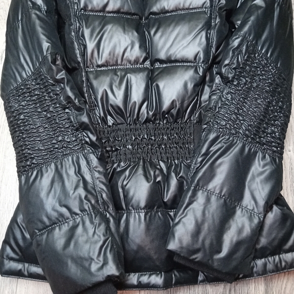 Zara basic black puffer down jacket. Women's size medium - Picture 8 of 9